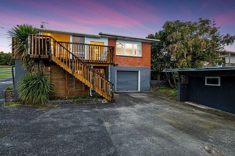 Photo of property in 450 Don Buck Road, Massey, Auckland, 0614