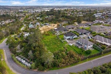 Photo of property in 103 Rangeview Road, Sunnyvale, Auckland, 0612