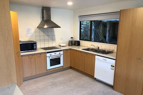 Photo of property in 9 The Avenue, Albany, Auckland, 0632