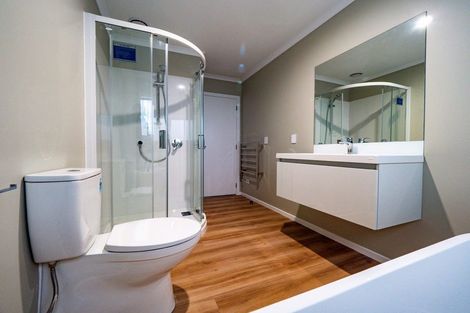 Photo of property in 8 Koru Loop, Paraparaumu, 5032