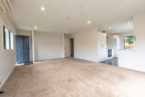 Photo of property in 36 Sunstone Crescent, Brown Owl, Upper Hutt, 5018