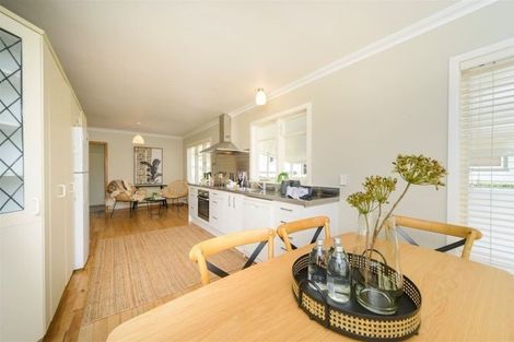 Photo of property in 16 Newcastle Street, Hokowhitu, Palmerston North, 4410