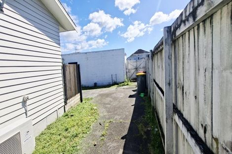 Photo of property in 44b Kelvin Road, Papakura, 2110