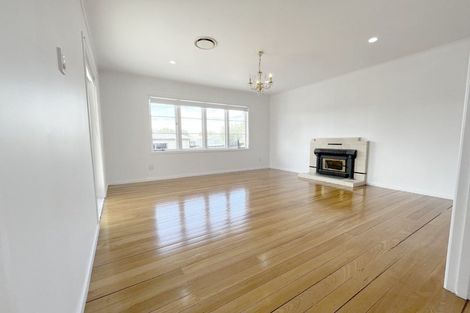 Photo of property in 8 Daytona Road, Henderson, Auckland, 0610