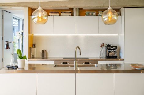 Photo of property in 505 Muritai Road, Eastbourne, Lower Hutt, 5013