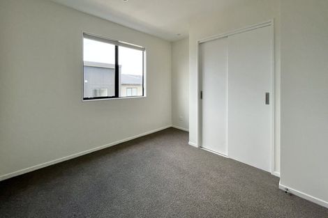 Photo of property in 4/476 West Coast Road, Glen Eden, Auckland, 0602