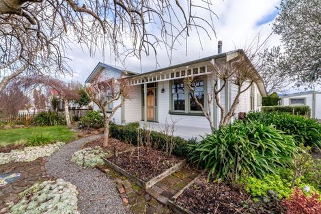 Photo of property in 24 Wyndham Street, Carterton, 5713