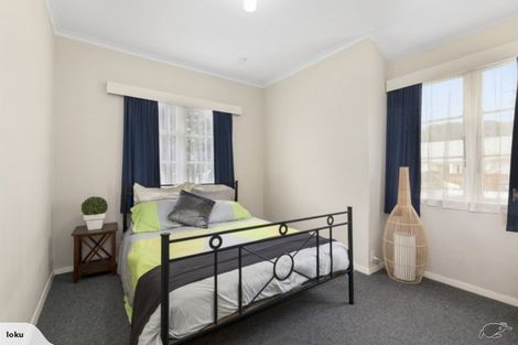 Photo of property in 5 Rumgay Street, Fairfield, Lower Hutt, 5011