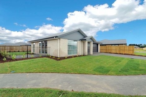 Photo of property in 4 Keeper Close, Woodend, 7610