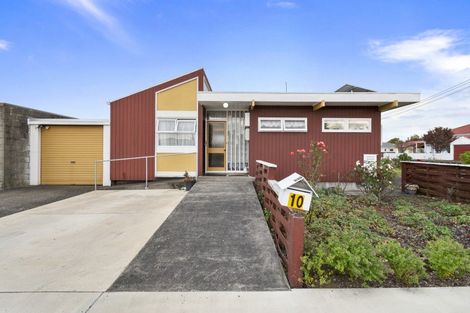 Photo of property in 10 Lambert Street, Marton, 4710