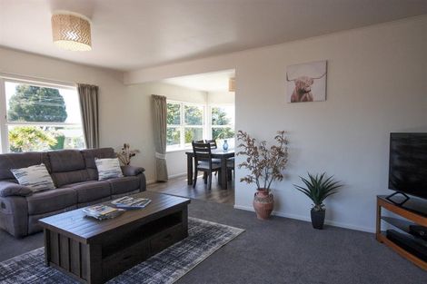 Photo of property in 5 Porikapa Road, Owhata, Rotorua, 3010