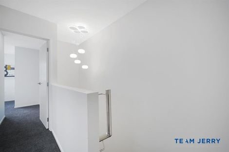 Photo of property in 63 Whare Kauri Road, Papakura, 2110