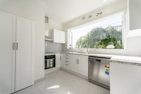 Photo of property in 12 Roslyn Terrace, West End, Timaru, 7910