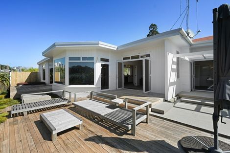 Photo of property in 86 Lake Crescent, Hamilton Lake, Hamilton, 3204