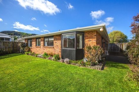 Photo of property in 41b Duncan Street, Tawa, Wellington, 5028