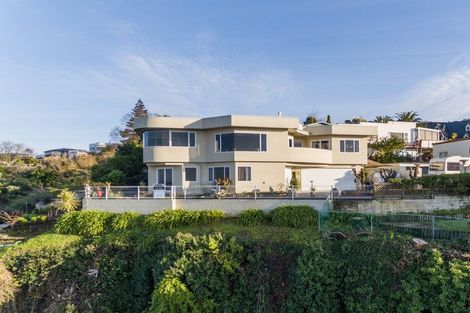 Photo of property in 24a Havelock Road, Hospital Hill, Napier, 4110