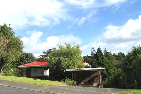 Photo of property in 8 Mcdowell Crescent, Hillcrest, Auckland, 0627