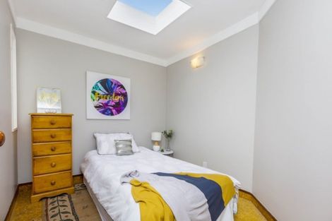 Photo of property in 2 Serenity Grove, Maoribank, Upper Hutt, 5018