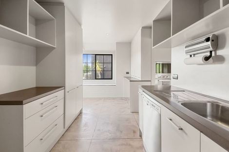 Photo of property in 5 Hitiri Road, Kinloch, Taupo, 3377