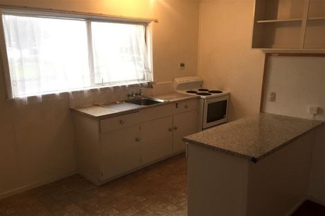 Photo of property in 73-73a Stewart Drive, Newlands, Wellington, 6037