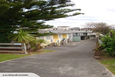 Photo of property in 21 Kamara Road, Glen Eden, Auckland, 0602