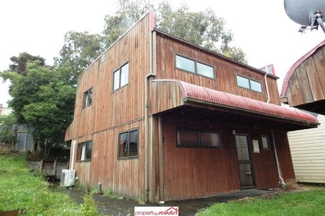 Photo of property in 1/114 Harbour Terrace, North Dunedin, Dunedin, 9016