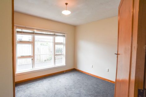 Photo of property in 10 Mappleton Avenue, Burnside, Christchurch, 8053