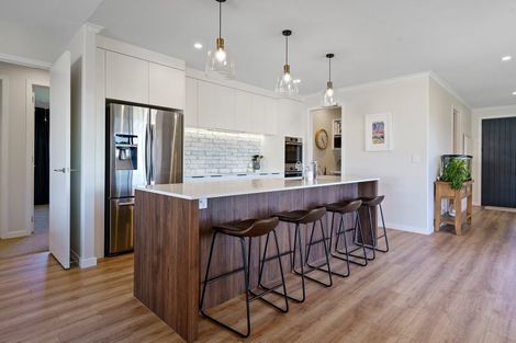 Photo of property in 39 Sunline Drive, Leamington, Cambridge, 3432