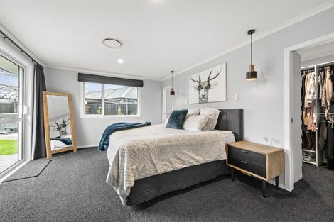 Photo of property in 38 Buddle Road, Wallaceville, Upper Hutt, 5018