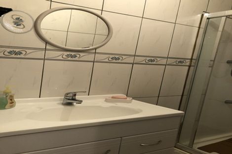 Photo of property in 17 Goodwood Drive, Goodwood Heights, Auckland, 2105