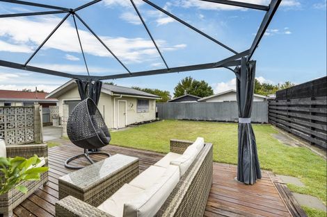 Photo of property in 74 Leicester Avenue, Tamatea, Napier, 4112