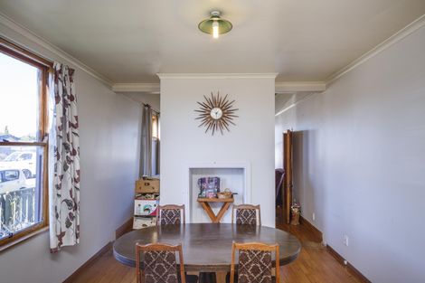 Photo of property in 6 Duff Crescent, Highbury, Palmerston North, 4412