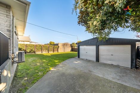 Photo of property in 2/12 Bridge Street, Melling, Lower Hutt, 5010