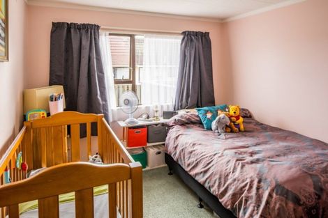 Photo of property in 9 Parkinson Close, Whitby, Porirua, 5024