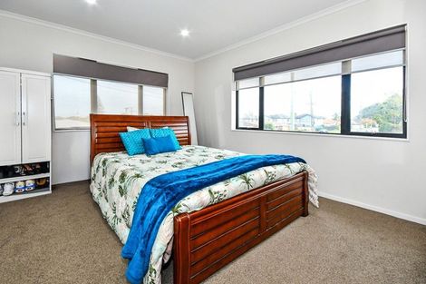 Photo of property in 76 Carruth Road, Papatoetoe, Auckland, 2025