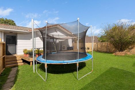 Photo of property in 2/20 Bingara Place, Favona, Auckland, 2024