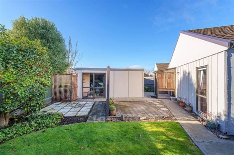 Photo of property in 2/15 Tulloch Place, Papanui, Christchurch, 8052