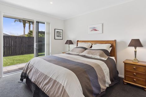 Photo of property in 31 Leet Crescent, Papamoa Beach, Papamoa, 3118