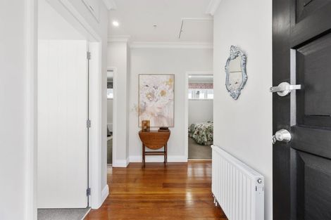 Photo of property in 3 Dee Street, Island Bay, Wellington, 6023