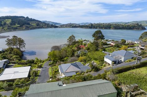 Photo of property in 22 Shandon Street, Roseneath, Port Chalmers, 9023