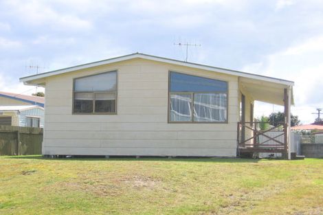 Photo of property in 203 Weka Street, Whangamata, 3620