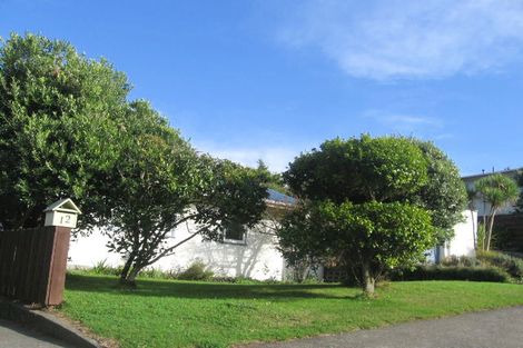 Photo of property in 10 Tweed Road, Papakowhai, Porirua, 5024