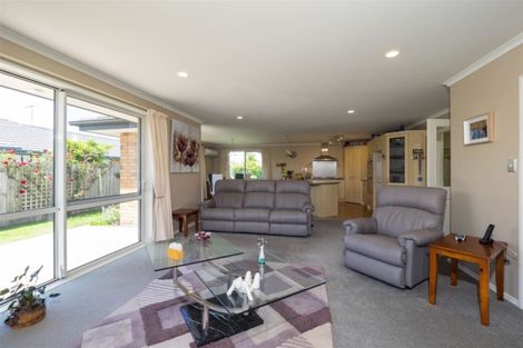 Photo of property in 49 Mcmurdo Street, Tinwald, Ashburton, 7700