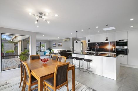 Photo of property in 55 Lough Bourne Drive, Pukekohe, 2120