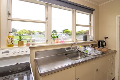 Photo of property in 11 Collingwood Court, Hokowhitu, Palmerston North, 4410