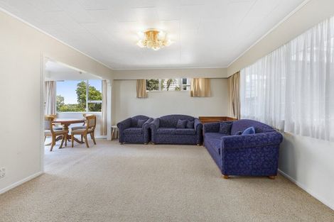 Photo of property in 4 Aramoana Place, Maupuia, Wellington, 6022