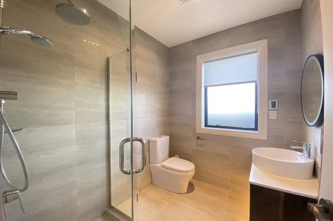 Photo of property in 1 Caldwell Place, Pinehill, Auckland, 0632