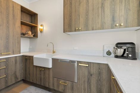 Photo of property in 4 Myra Evelyn Grove, Dairy Flat, Albany, 0792