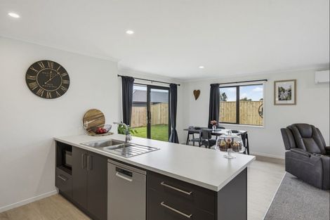 Photo of property in 42 Tainui Street, Levin, 5510
