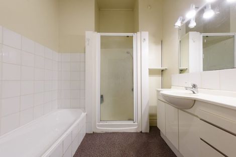 Photo of property in 25 Everton Terrace, Kelburn, Wellington, 6012